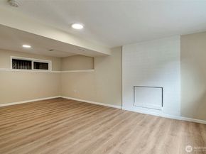 21505 124th Avenue SE, Kent WA 98031