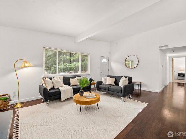 32814 28th Avenue SW, Federal Way WA 98023