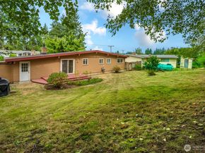 32814 28th Avenue SW, Federal Way WA 98023