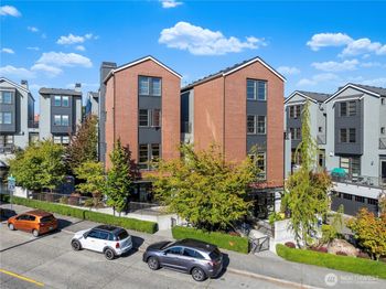 2246 Clise Place W
