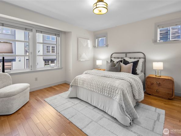 2246 Clise Place W, Seattle WA 98199