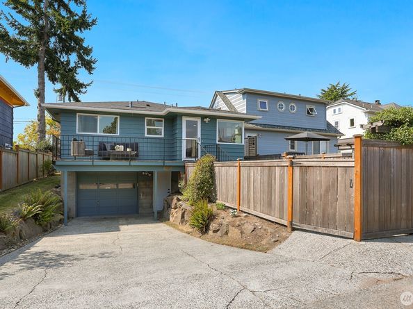 8056 28th Avenue NW, Seattle WA 98117