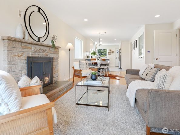 8056 28th Avenue NW, Seattle WA 98117
