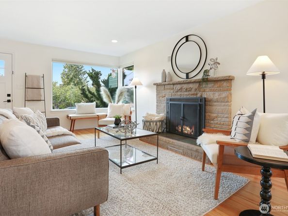 8056 28th Avenue NW, Seattle WA 98117