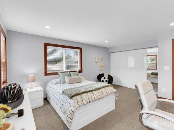 16704 162nd Avenue NE, Woodinville WA 98072