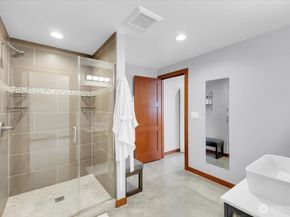 16704 162nd Avenue NE, Woodinville WA 98072
