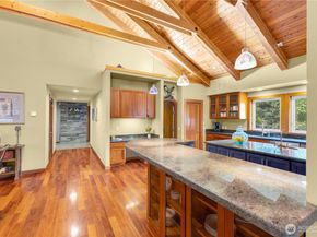 16704 162nd Avenue NE, Woodinville WA 98072