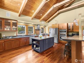 16704 162nd Avenue NE, Woodinville WA 98072