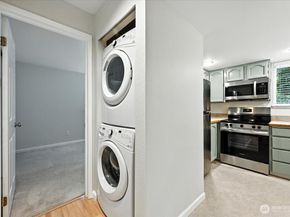915 N 163rd Street C17, Shoreline WA 98133