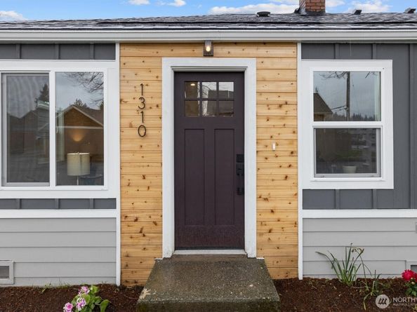 1310 N 3rd Street, Renton WA 98057