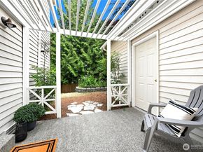 5905 106th Avenue NE, Kirkland WA 98033
