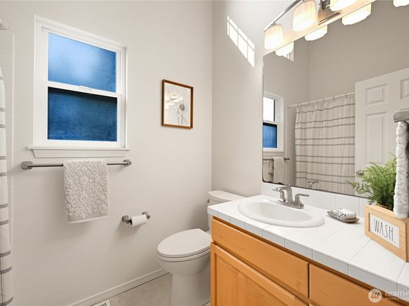 5905 106th Avenue NE, Kirkland WA 98033