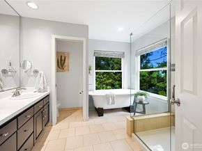 5905 106th Avenue NE, Kirkland WA 98033