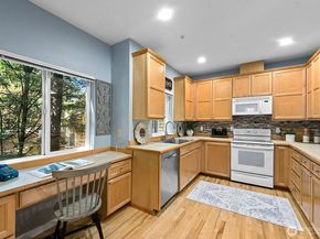 17928 NE 90th Street, Redmond WA 98052