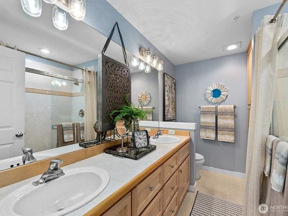 17928 NE 90th Street, Redmond WA 98052