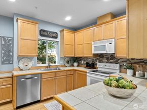 17928 NE 90th Street, Redmond WA 98052