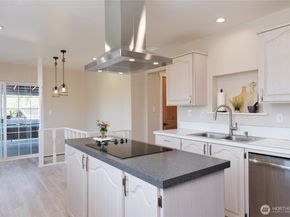 8428 S 118th Street, Seattle WA 98178