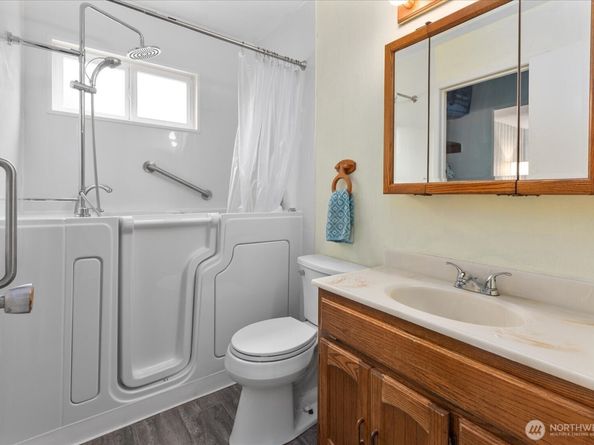 14413 SE 139th Place, Renton WA 98059