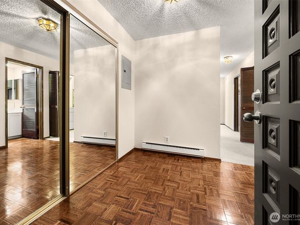 100 Ward Street 104, Seattle WA 98109