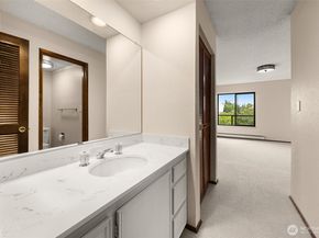 100 Ward Street 104, Seattle WA 98109
