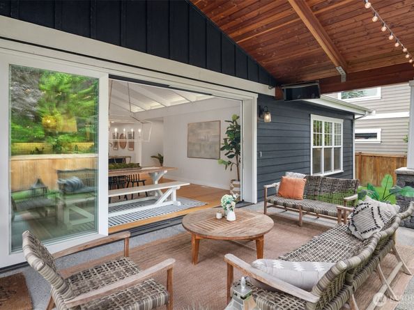 522 19th Avenue, Kirkland WA 98033