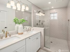 522 19th Avenue, Kirkland WA 98033