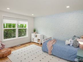 522 19th Avenue, Kirkland WA 98033