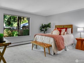 16535 41st Avenue NE, Lake Forest Park WA 98155