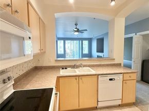 13301 SE 79th Place C311, Newcastle WA 98059