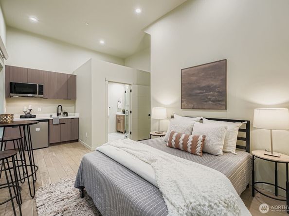 11831 59th Avenue S A, Seattle WA 98178