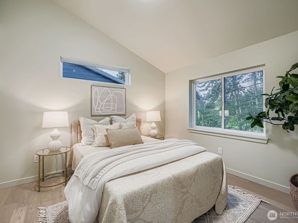 11831 59th Avenue S A, Seattle WA 98178