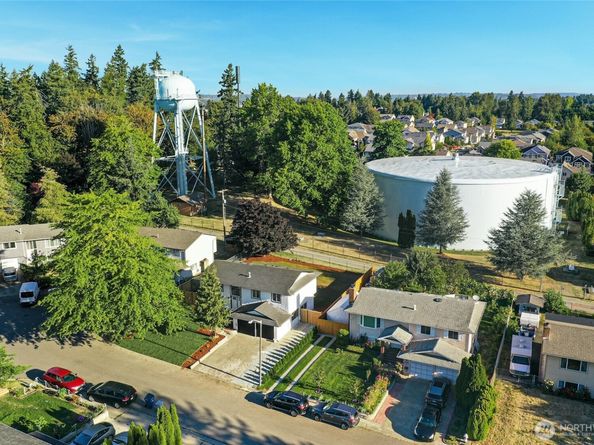 9728 S 239th Place, Kent WA 98031