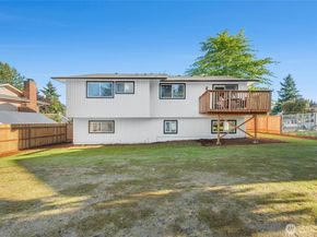 9728 S 239th Place, Kent WA 98031