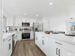 9728 S 239th Place, Kent WA 98031