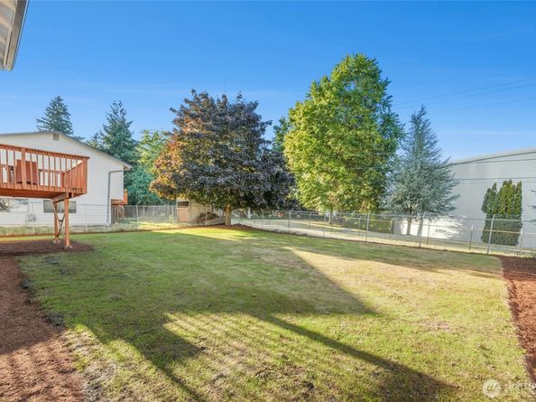 9728 S 239th Place, Kent WA 98031