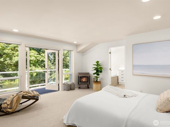 11216 E Riverside Drive, Bothell WA 98011