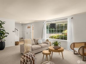 11216 E Riverside Drive, Bothell WA 98011