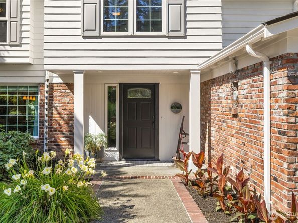 11216 E Riverside Drive, Bothell WA 98011
