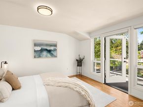 11216 E Riverside Drive, Bothell WA 98011