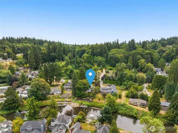 11216 E Riverside Drive, Bothell WA 98011