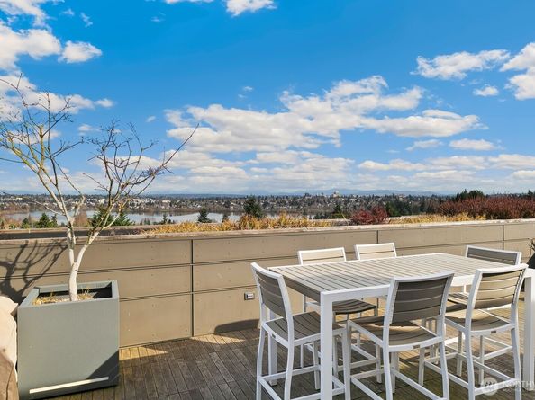 308 N 68th Street 203, Seattle WA 98103