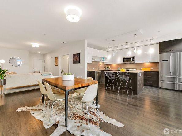 308 N 68th Street 203, Seattle WA 98103