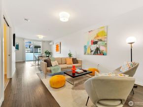 308 N 68th Street 203, Seattle WA 98103