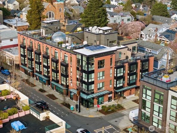308 N 68th Street 203, Seattle WA 98103