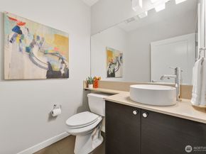 308 N 68th Street 203, Seattle WA 98103