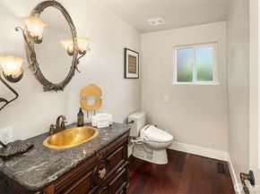 17714 SE 40th Place, Bellevue WA 98008
