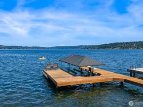 17714 SE 40th Place, Bellevue WA 98008