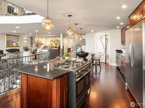 17714 SE 40th Place, Bellevue WA 98008