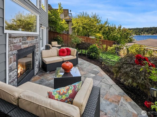 17714 SE 40th Place, Bellevue WA 98008