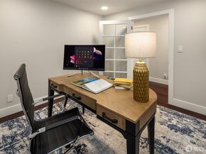 17714 SE 40th Place, Bellevue WA 98008